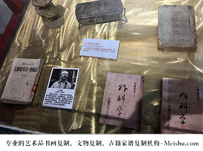 西林县-被遗忘的自由画家,是怎样被互联网拯救的?